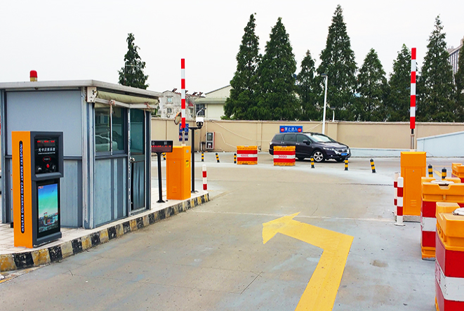 車(chē)牌識別停車(chē)場(chǎng)系統