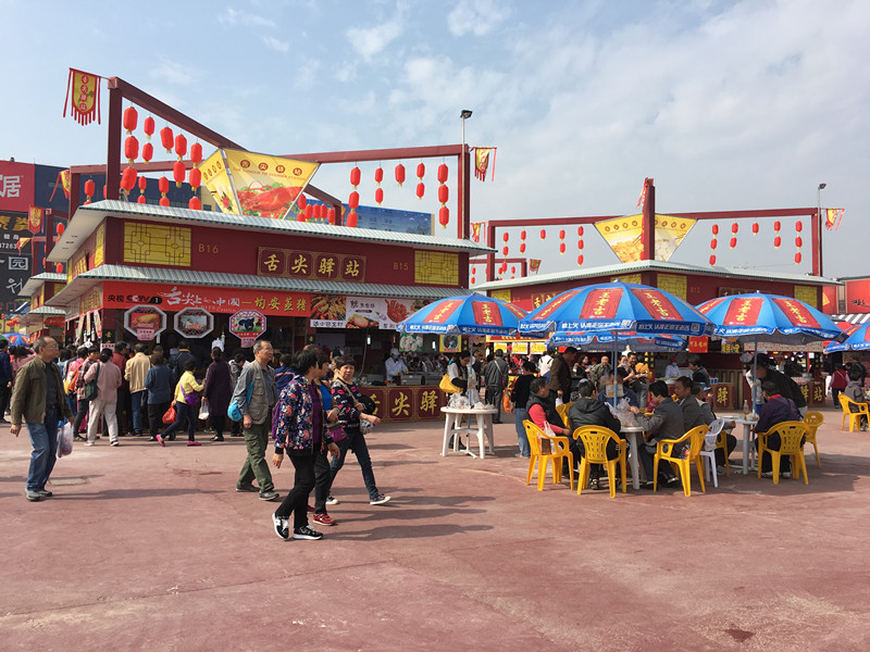 德立達停車(chē)場(chǎng)系統入住美食城