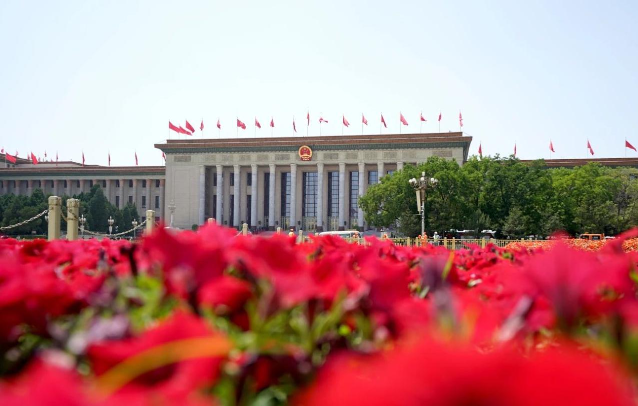 兩會(huì )